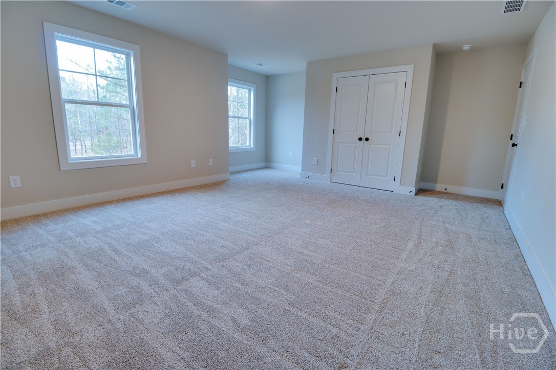 1021 Pointe S Property Photo 22