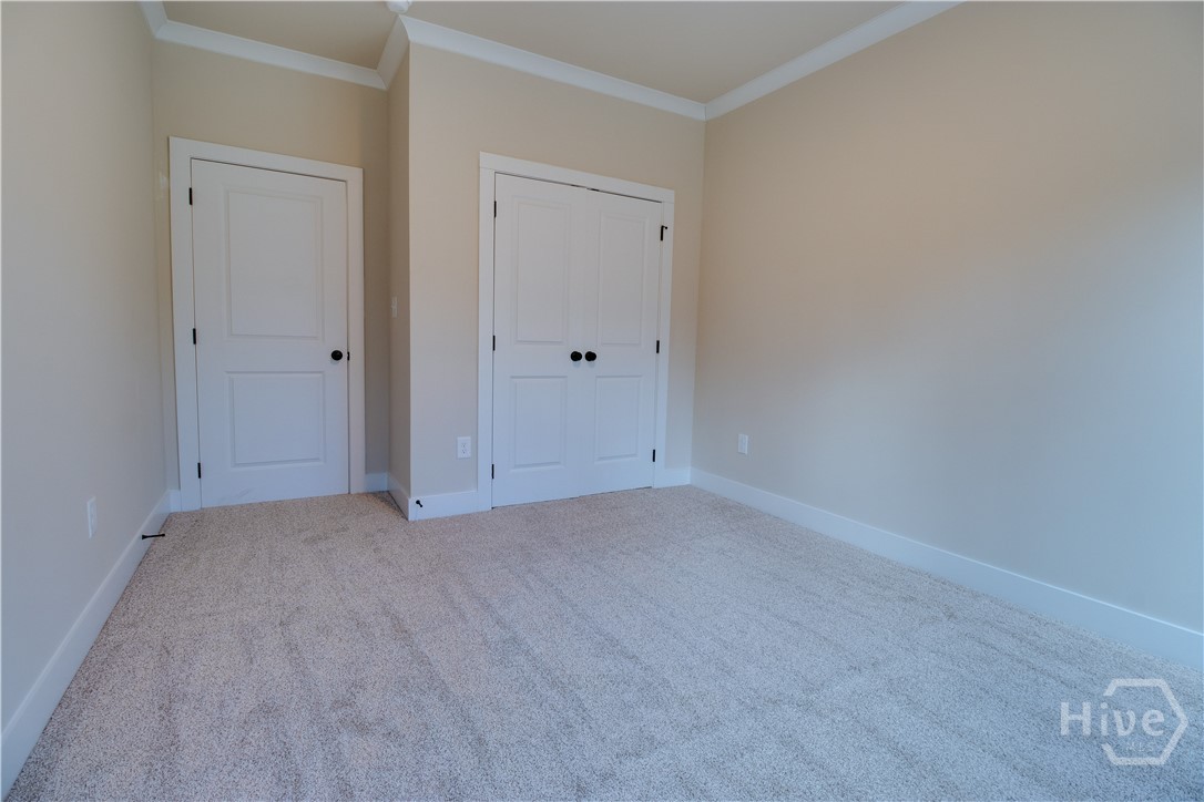 1021 Pointe S Property Photo 24