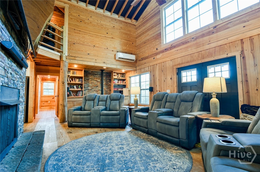 1208 Elberton Road Property Photo 11