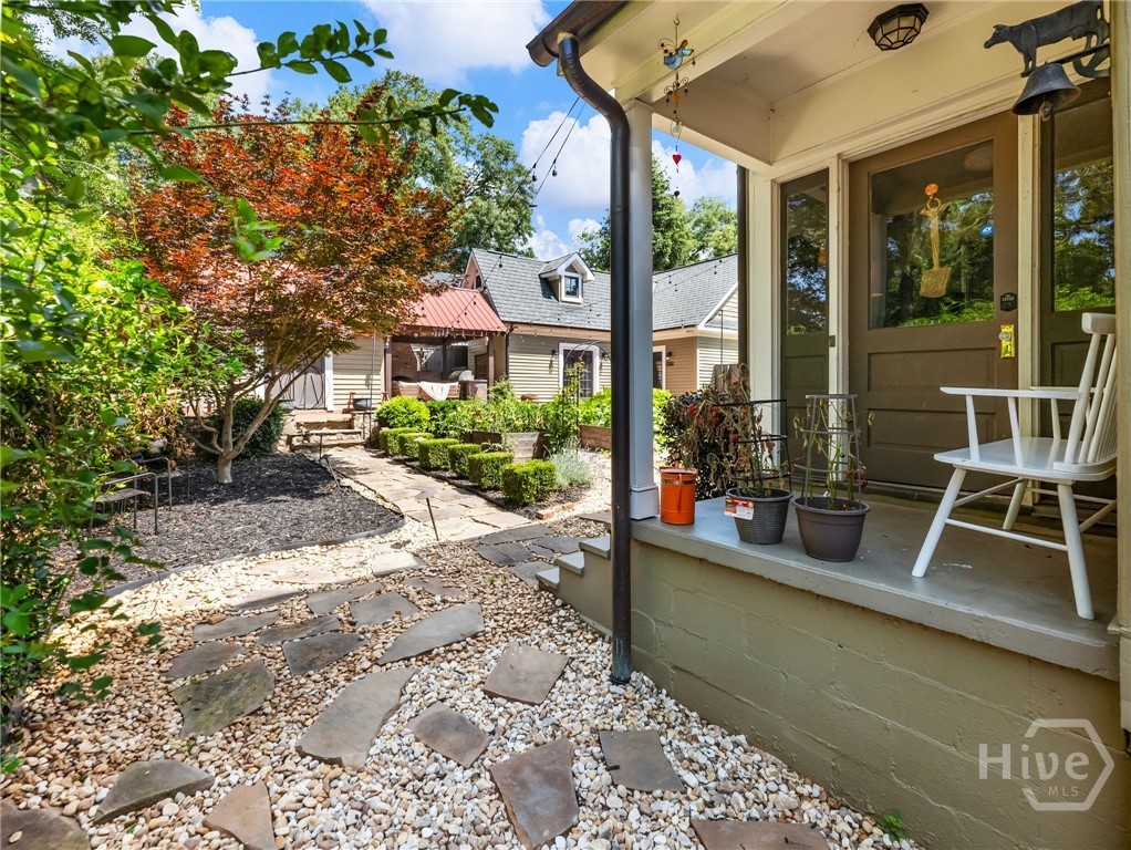 107 Church Street Property Photo 4