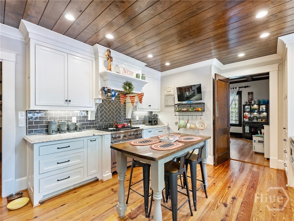 107 Church Street Property Photo 12