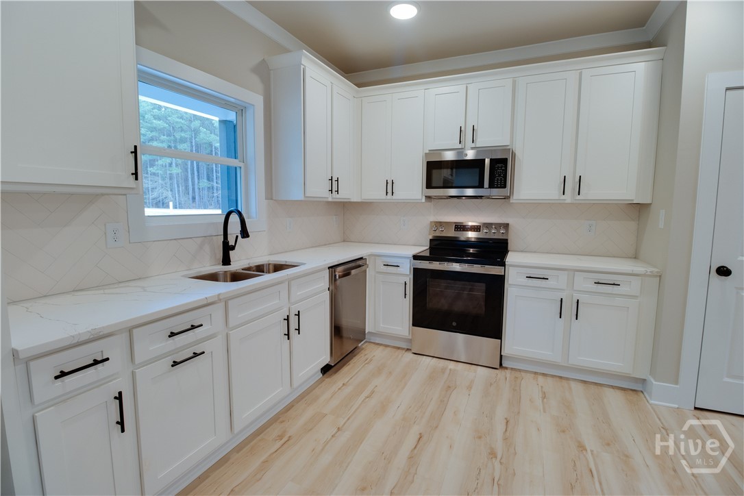 1198 Sunset Cove Property Photo 6