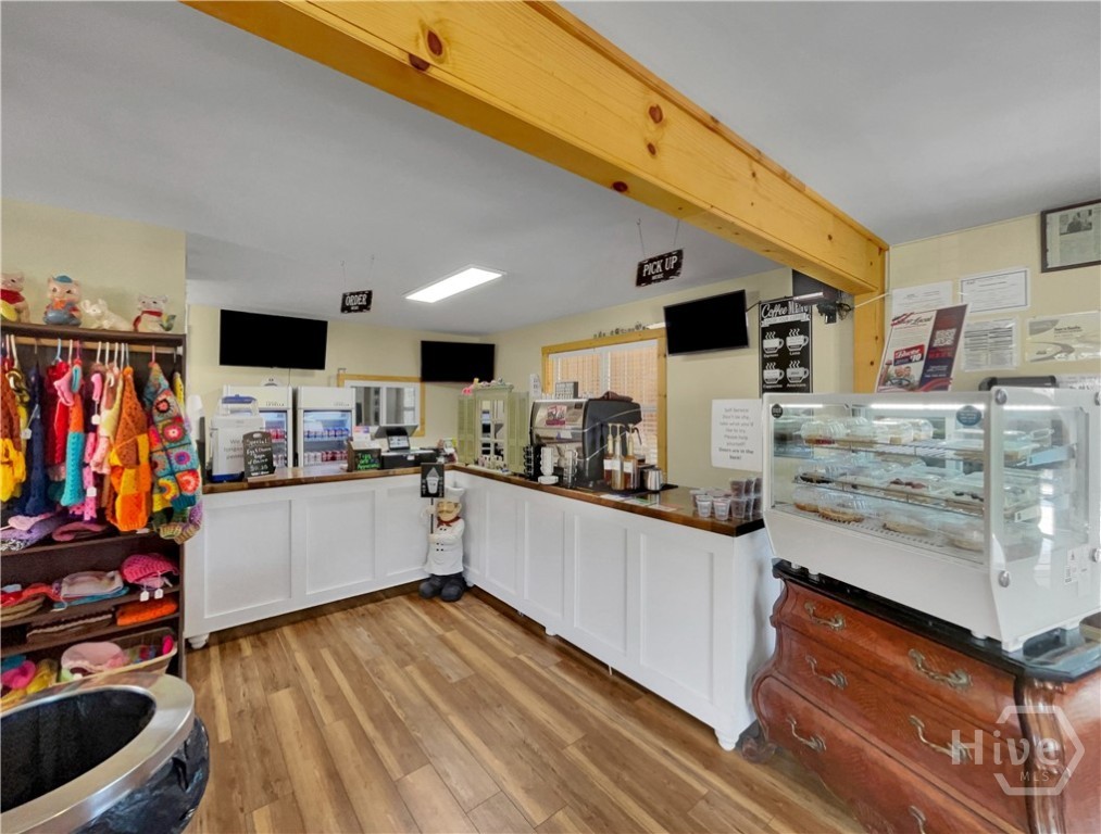 9 Callaway Drive Property Photo 12