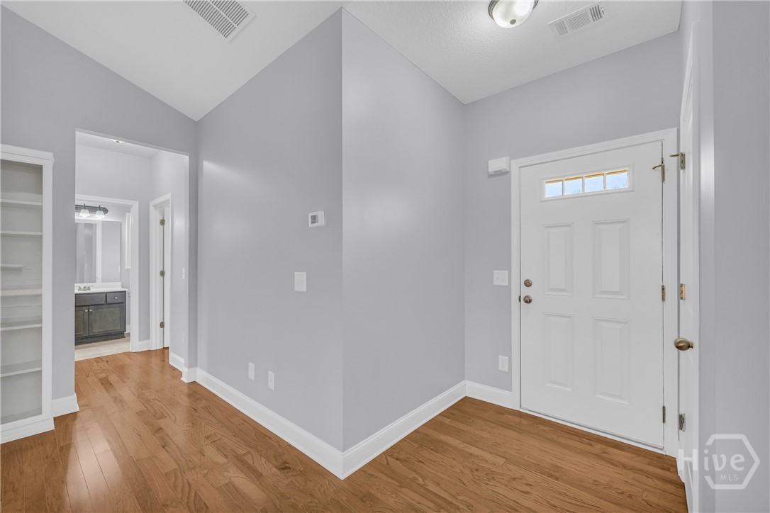 226 History Trail Property Photo 6