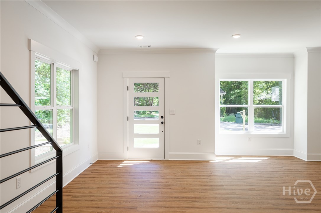 169 Vine Street Property Photo 6