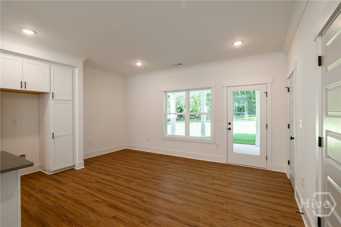 169 Vine Street Property Photo 13
