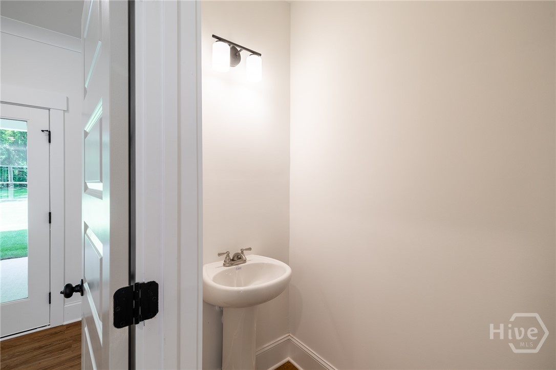 169 Vine Street Property Photo 14