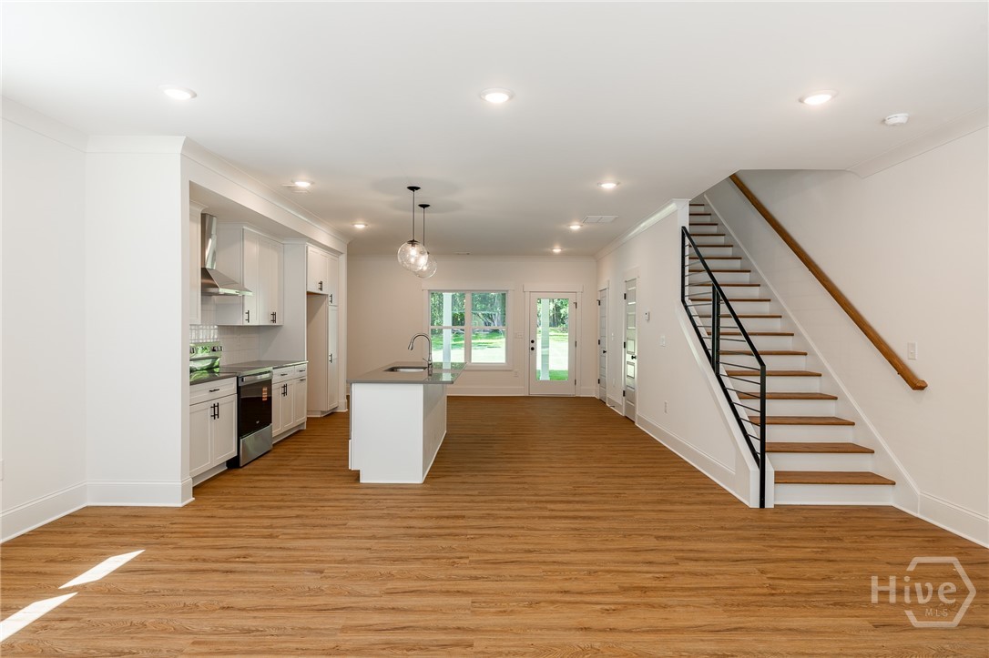 169 Vine Street Property Photo 20