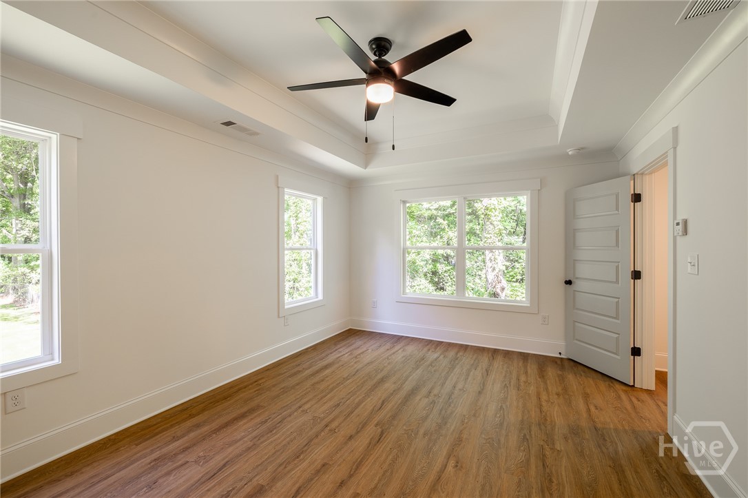 169 Vine Street Property Photo 24