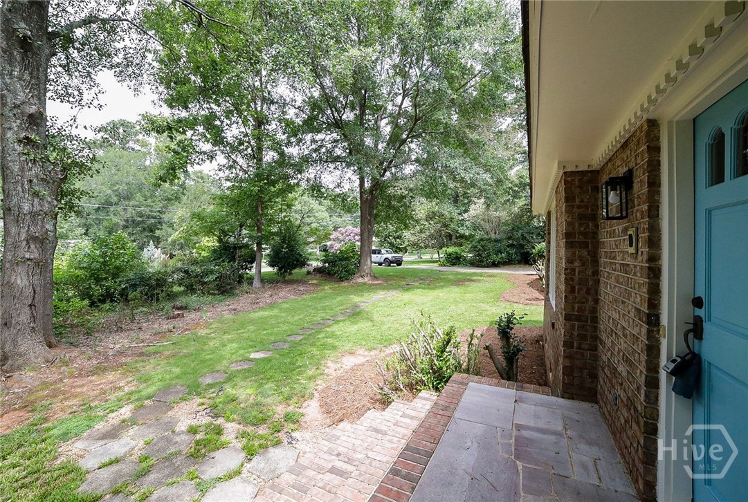 215 Lenox Road Property Photo 4