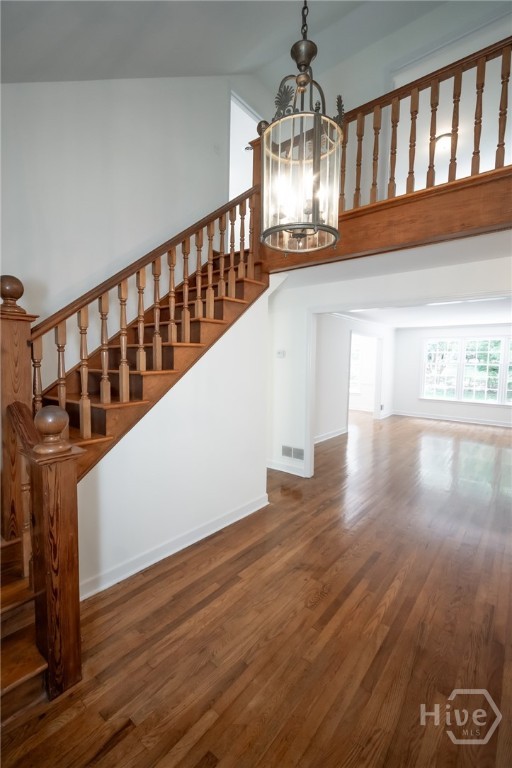 215 Lenox Road Property Photo 6