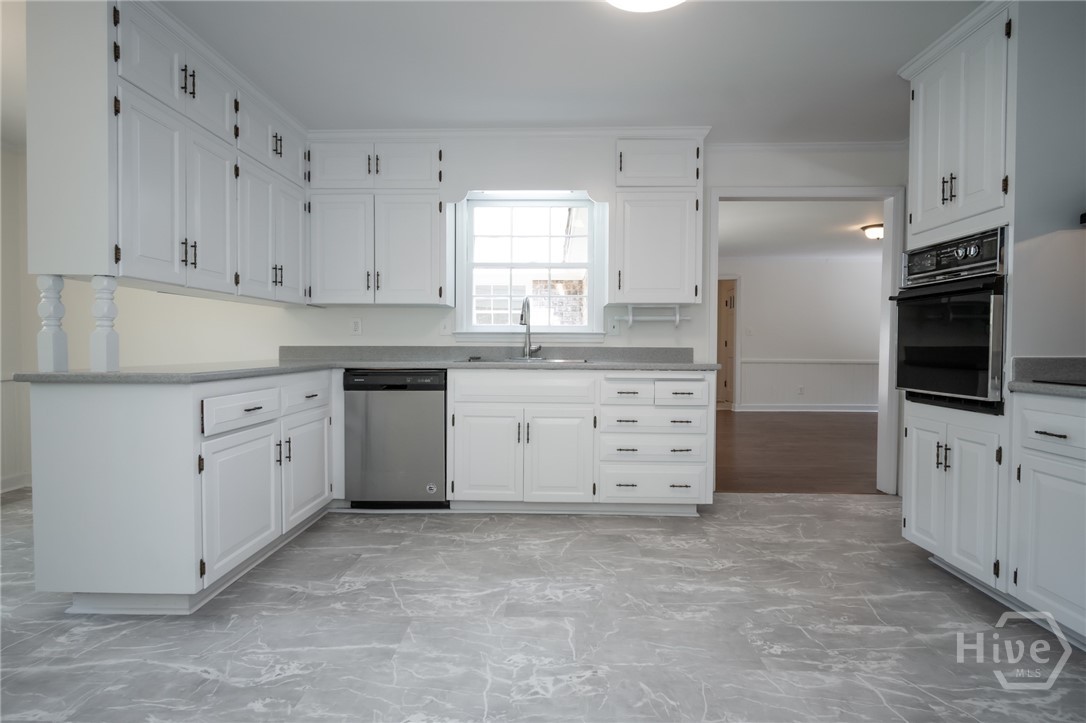 215 Lenox Road Property Photo 15
