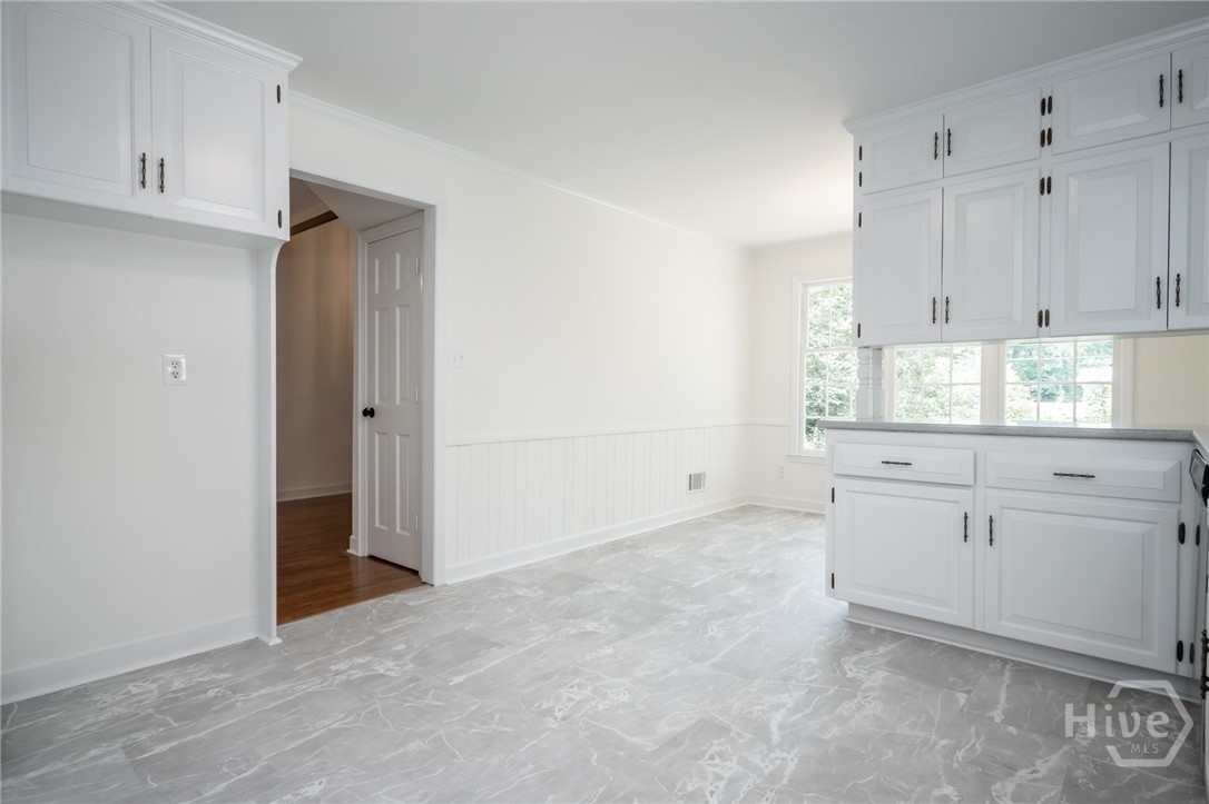 215 Lenox Road Property Photo 19
