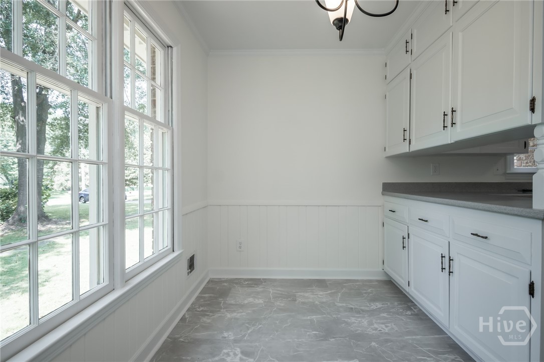 215 Lenox Road Property Photo 21