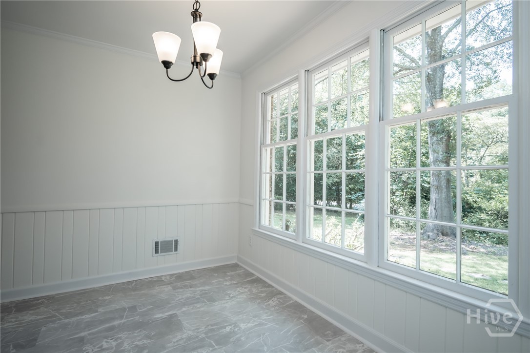 215 Lenox Road Property Photo 22
