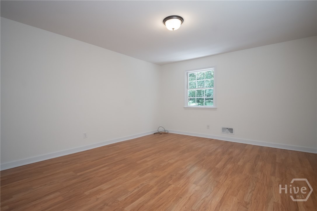 215 Lenox Road Property Photo 41