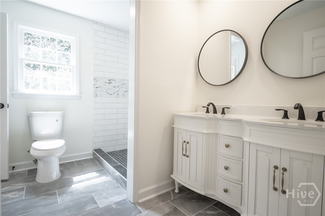 215 Lenox Road Property Photo 46