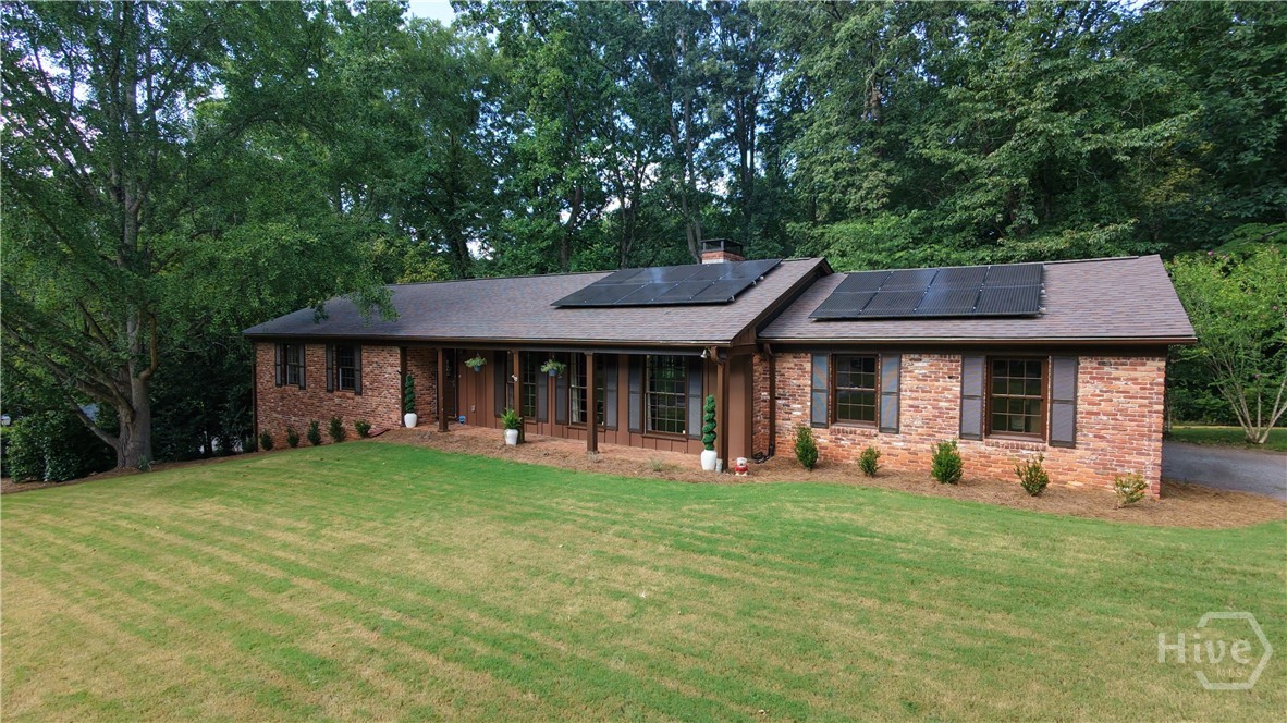 750 Glenwood Drive Property Photo 1