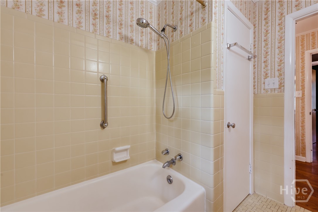 750 Glenwood Drive Property Photo 28