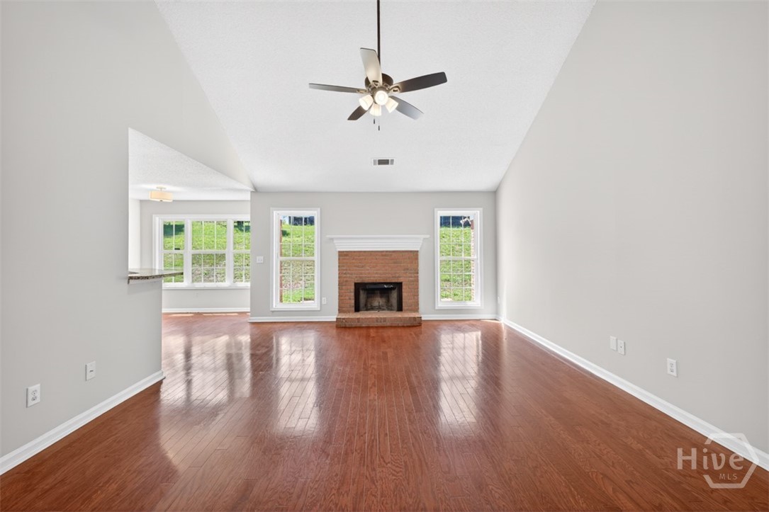 719 Mallard Drive Property Photo 6