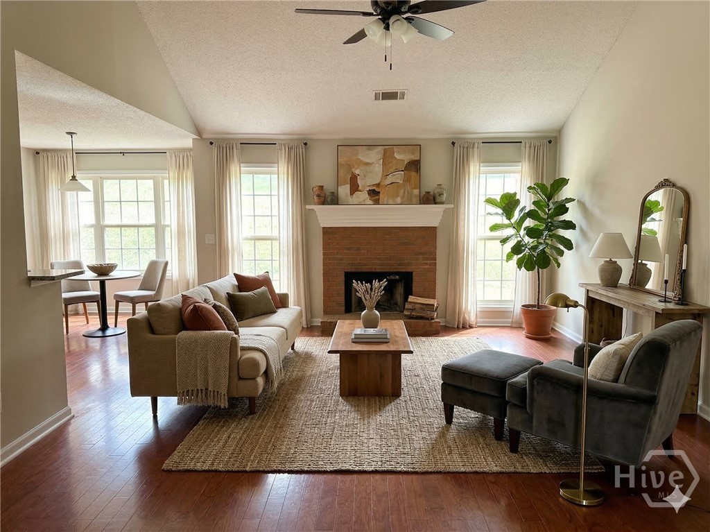 719 Mallard Drive Property Photo 10