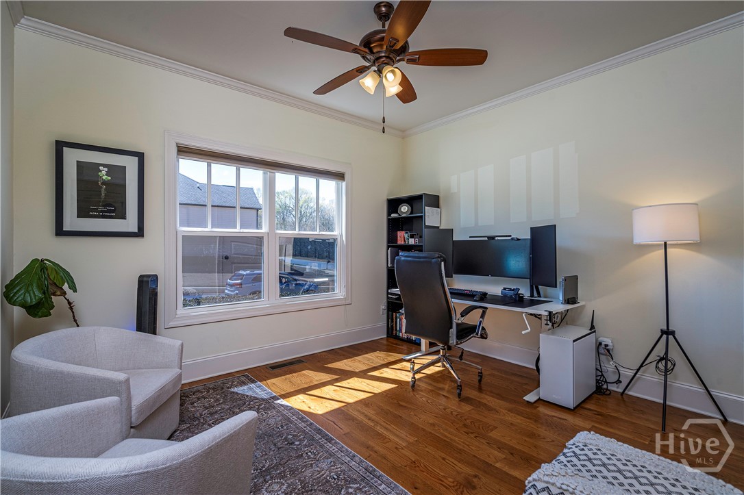 1866 Meadow Springs Drive Property Photo 4