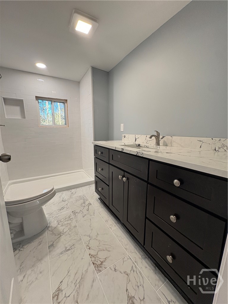 286 Pine Avenue Property Photo 13