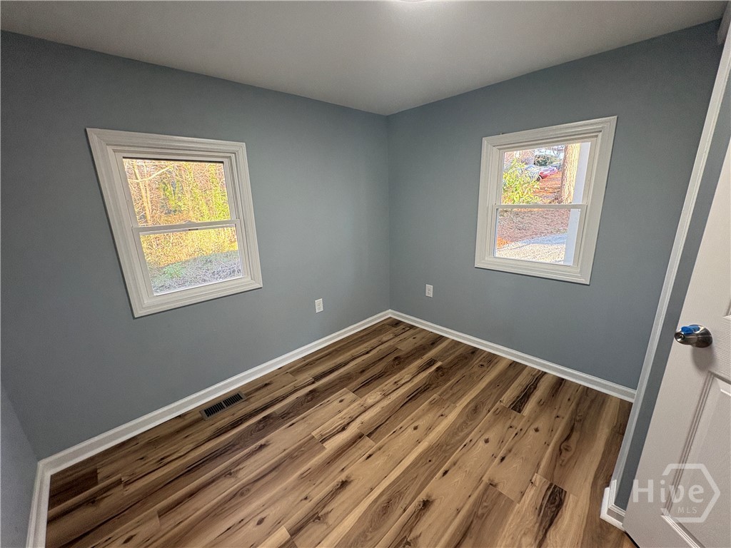 286 Pine Avenue Property Photo 19
