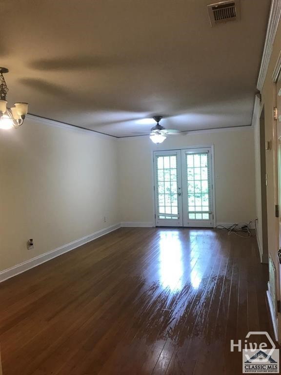 1055 Baxter Street 408 Property Photo 6