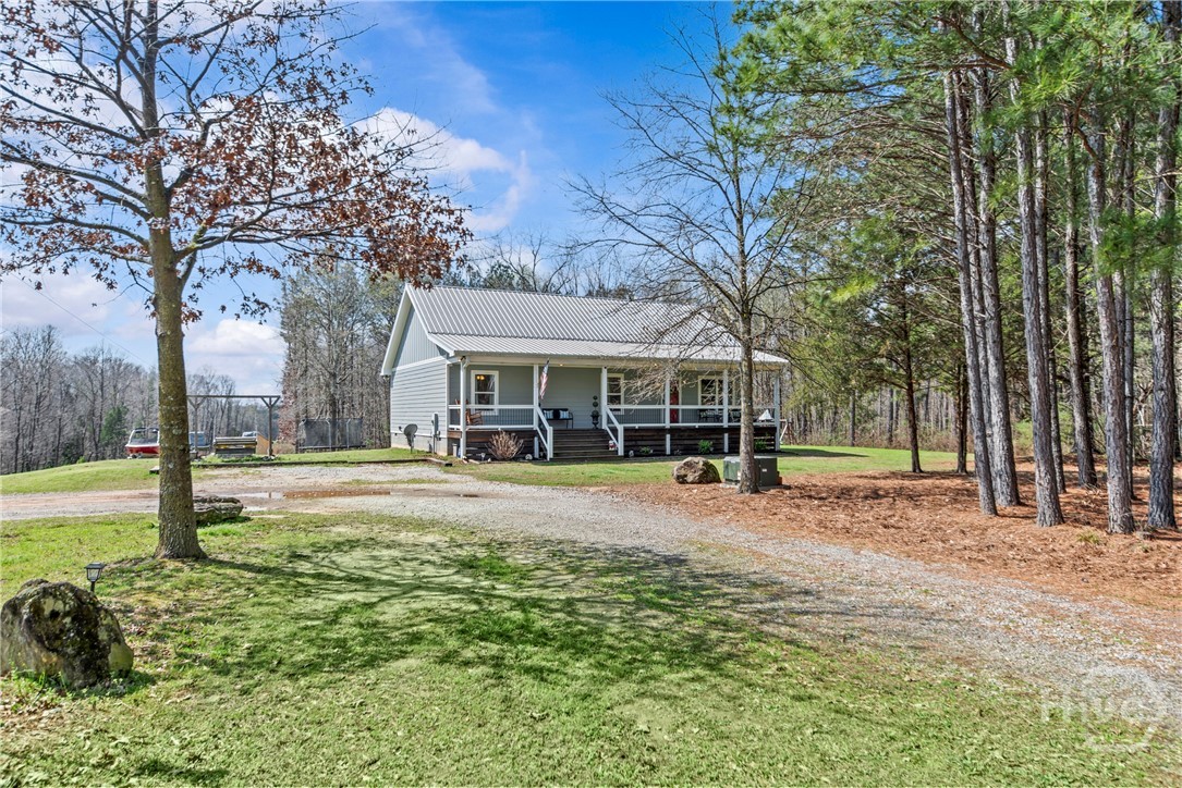 1687 Leon Ellis Road Property Photo 1