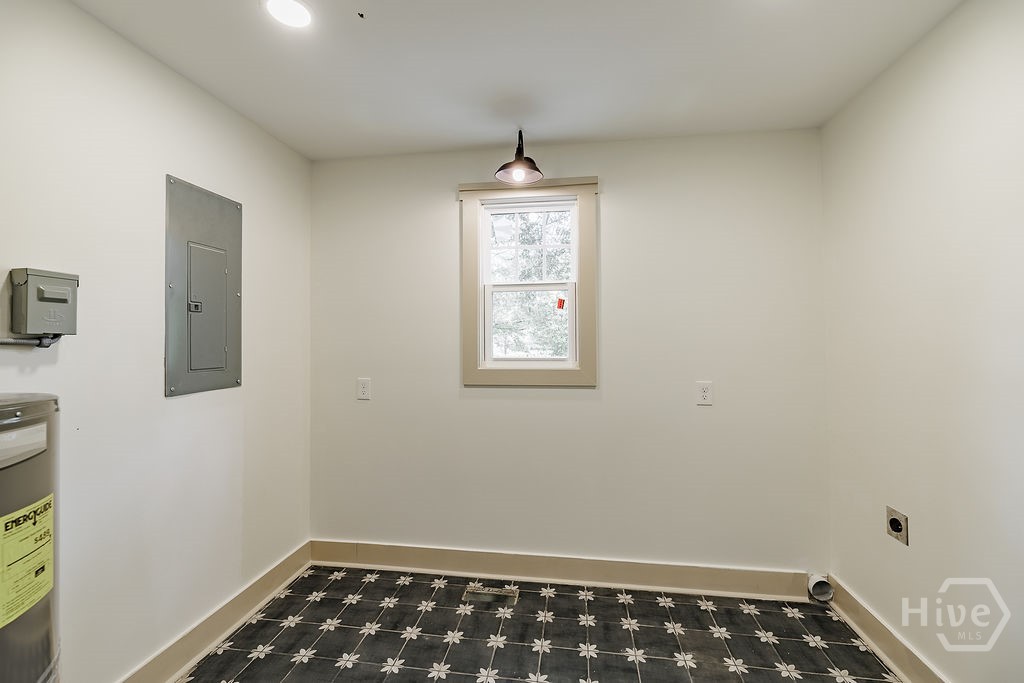 325 Stokes Street Property Photo 26