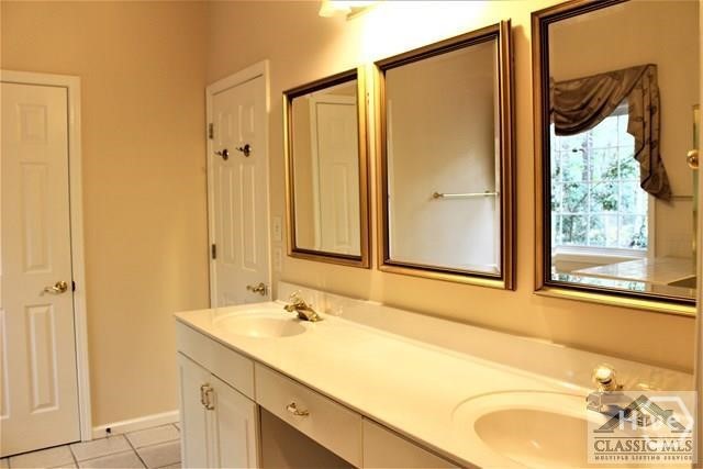 149 Walnut Ridge Drive Property Photo 18