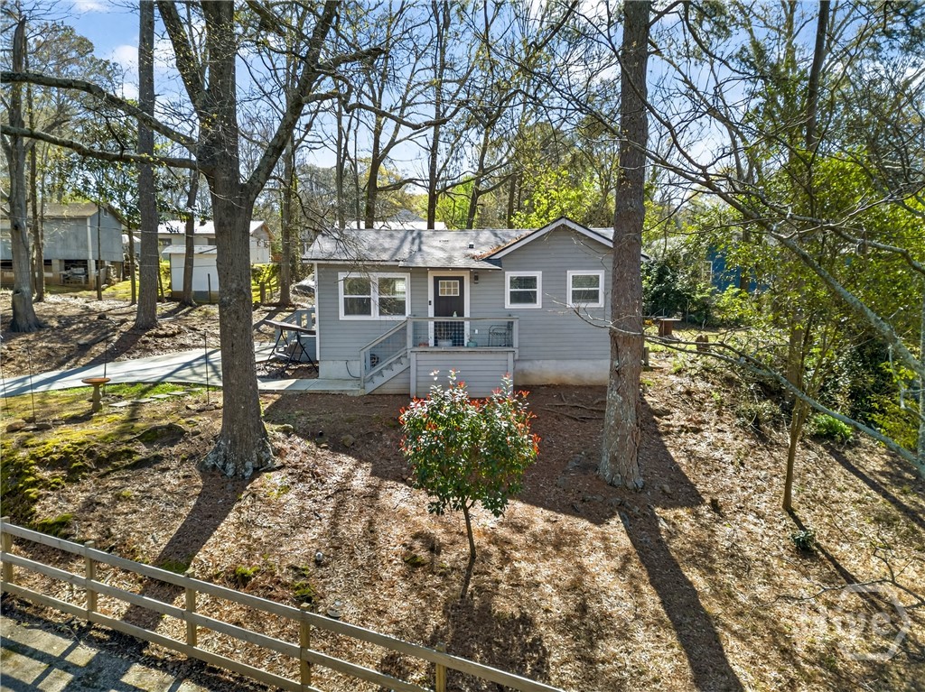 171 W Carver Drive Property Photo 2