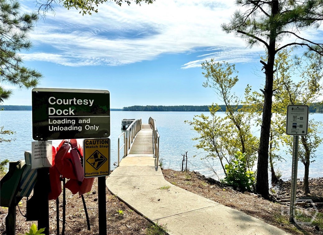 1309 Shimmering Water Cove Property Photo 10