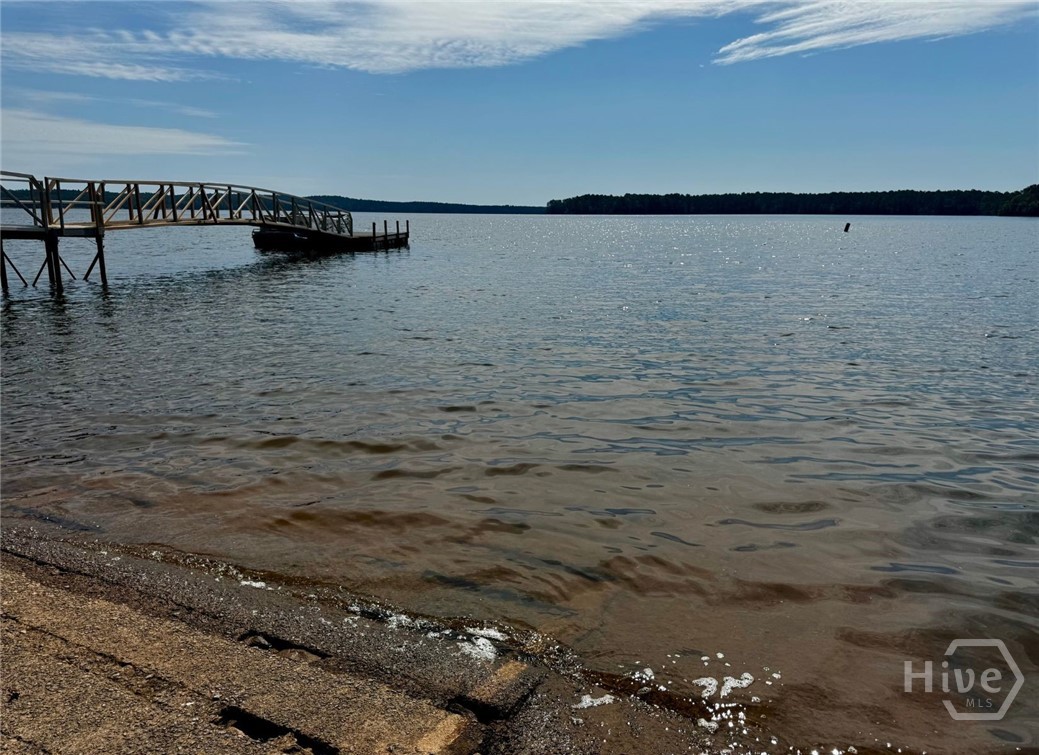 1309 Shimmering Water Cove Property Photo 11