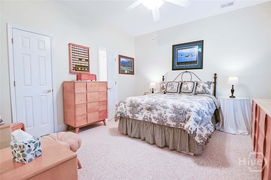 101 Middleton Court Property Photo 40