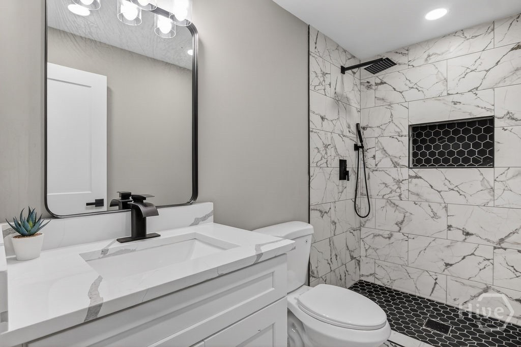 206 Walker Drive Property Photo 19