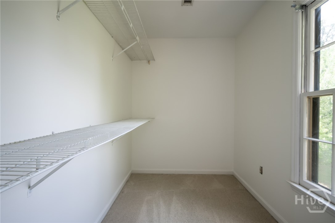 179 S Stratford Drive Property Photo 14