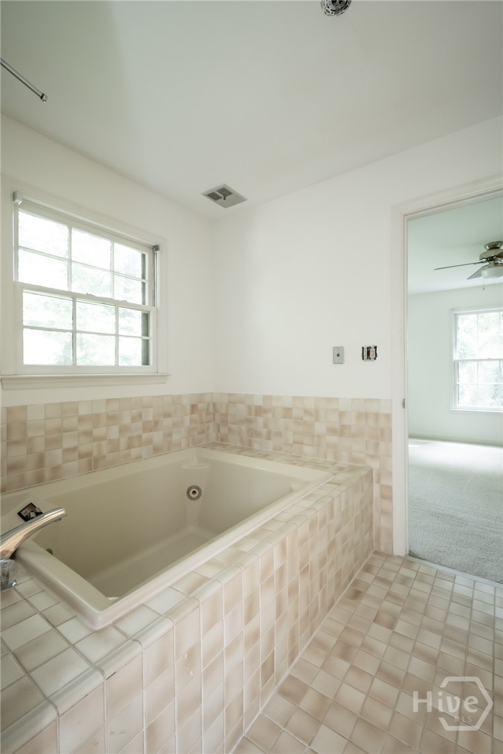 179 S Stratford Drive Property Photo 20