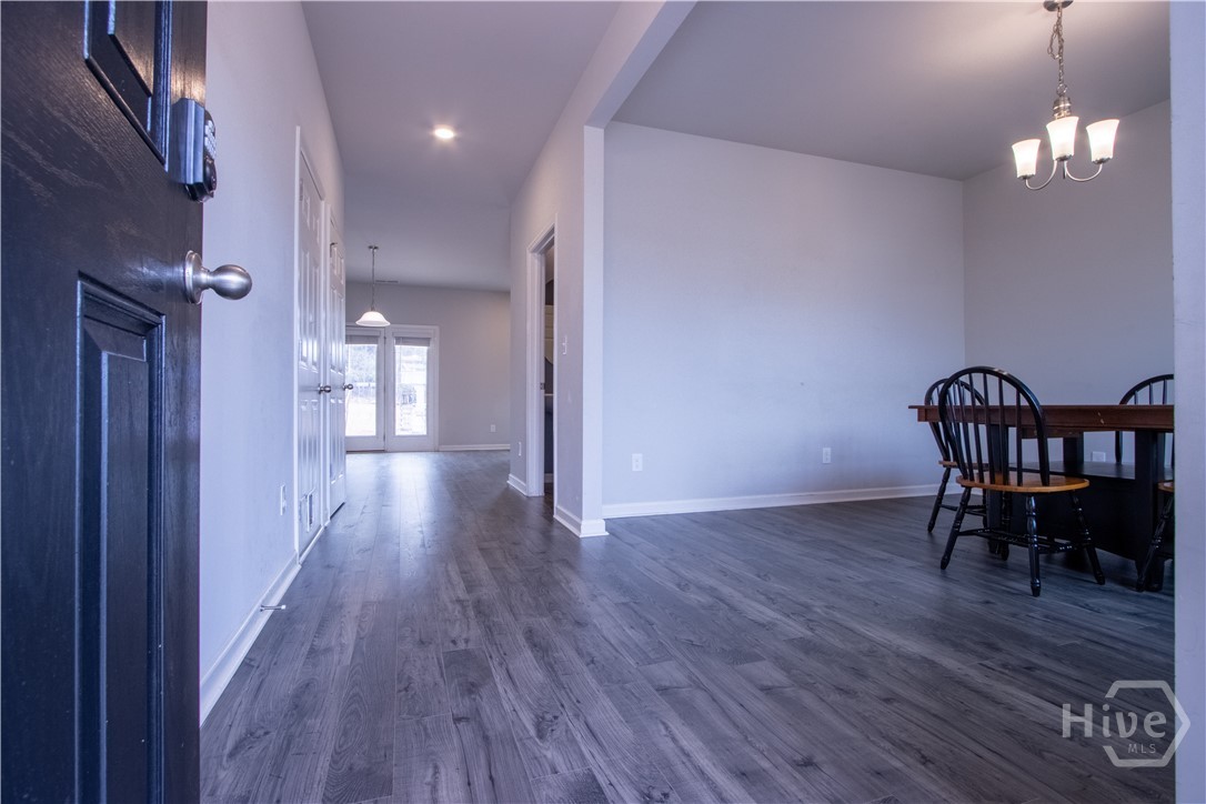325 Park West Boulevard Property Photo 3