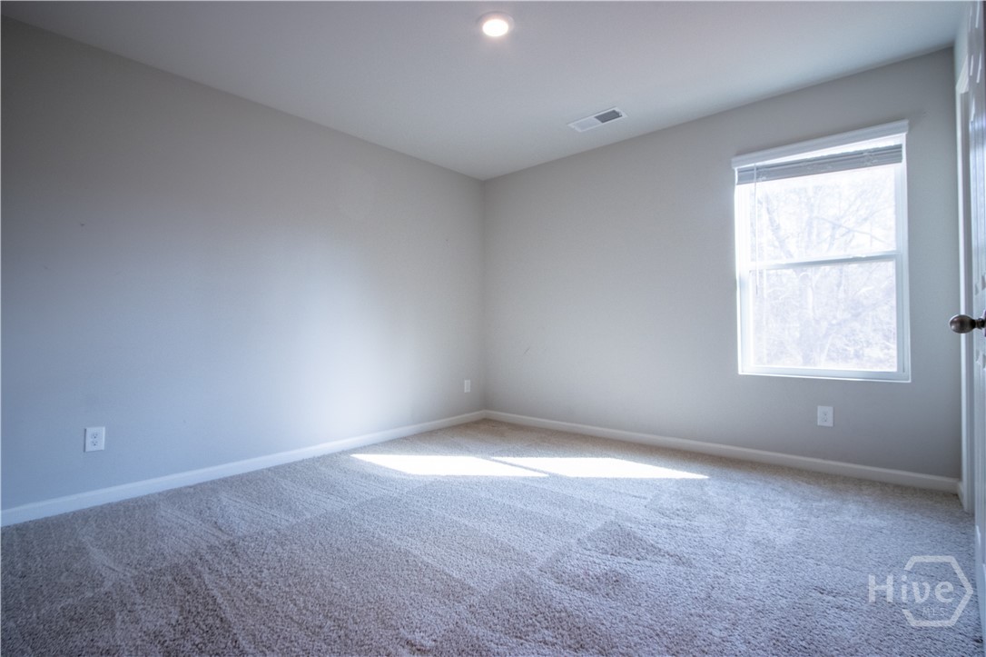 325 Park West Boulevard Property Photo 15