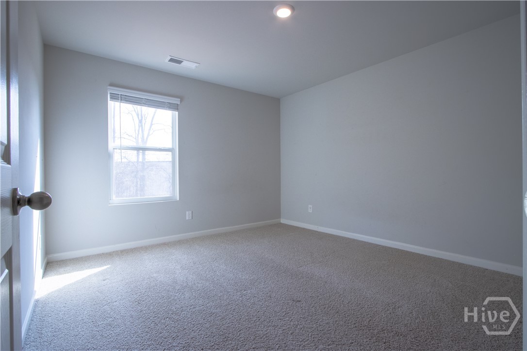 325 Park West Boulevard Property Photo 20