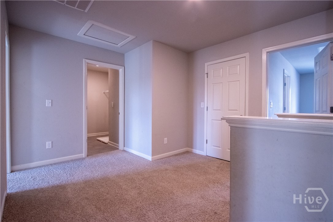 325 Park West Boulevard Property Photo 22