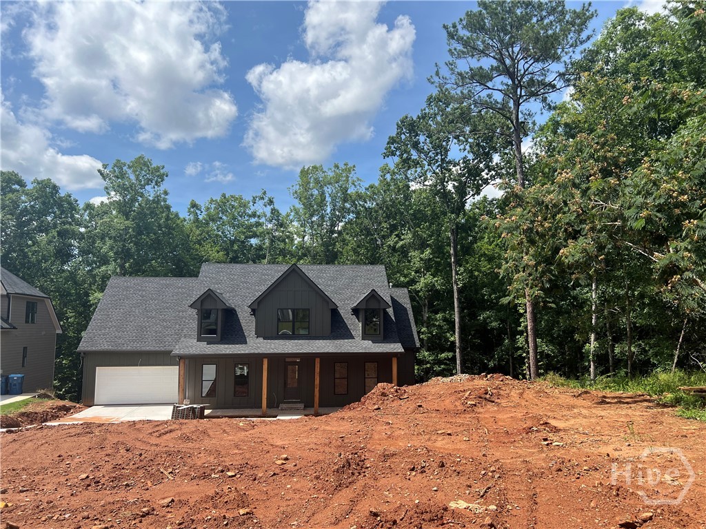 450 Ansley Drive Property Photo 2