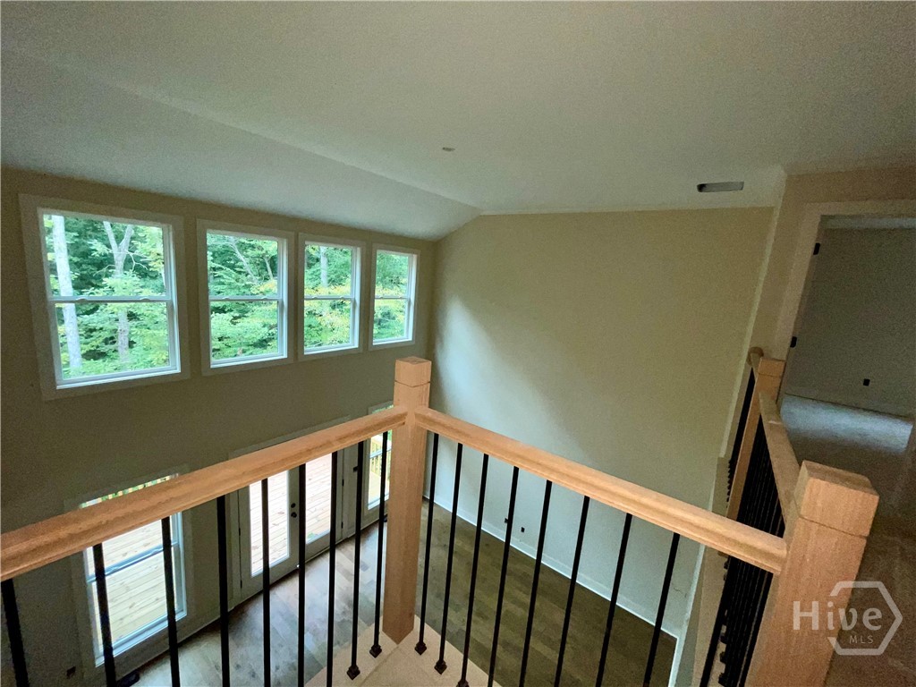 450 Ansley Drive Property Photo 3