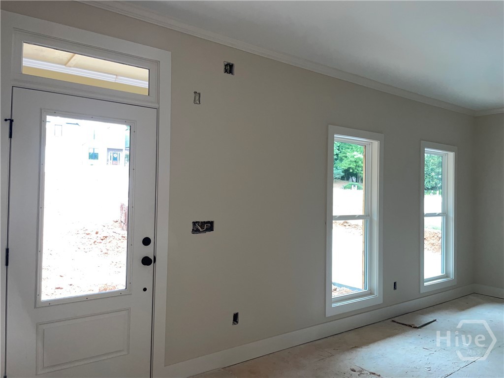 450 Ansley Drive Property Photo 5