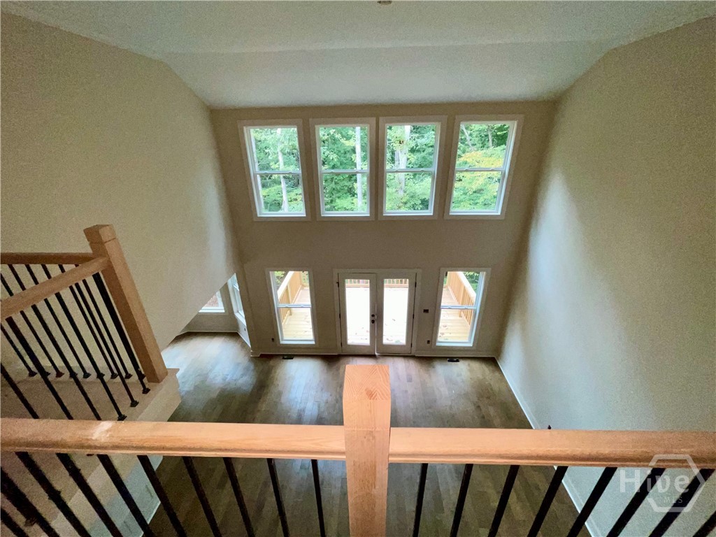 450 Ansley Drive Property Photo 5