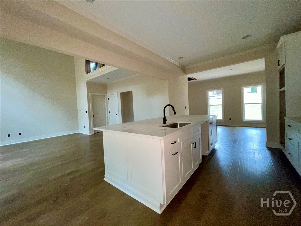 450 Ansley Drive Property Photo 9