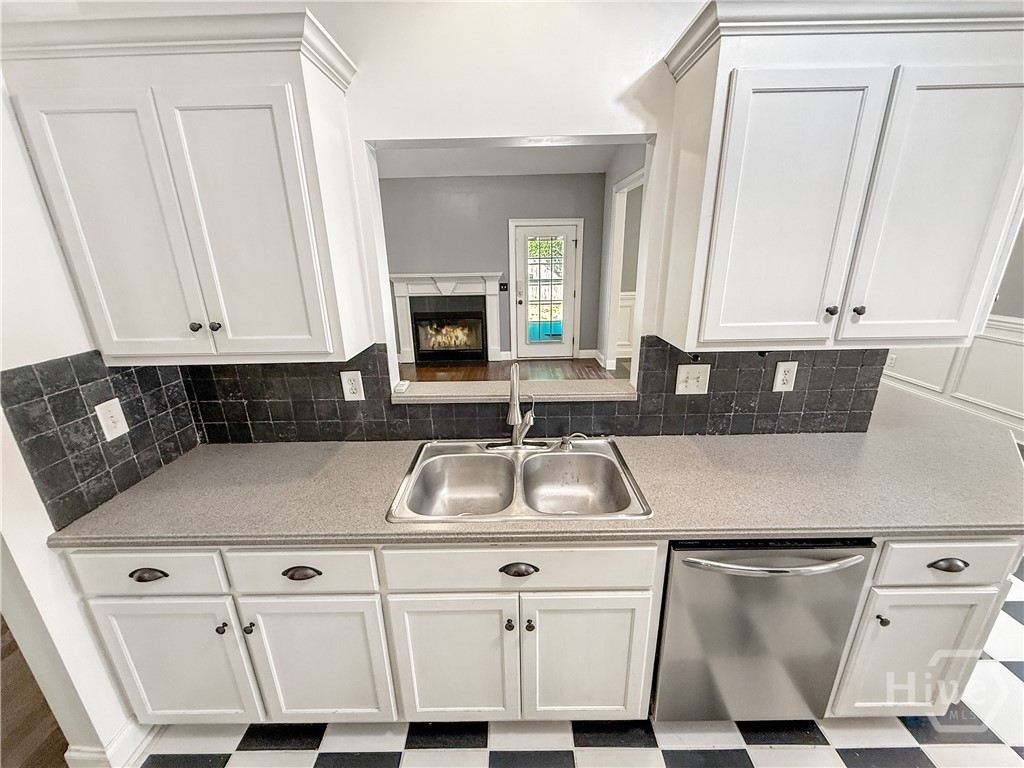 1100 Brookshire Court Property Photo 12