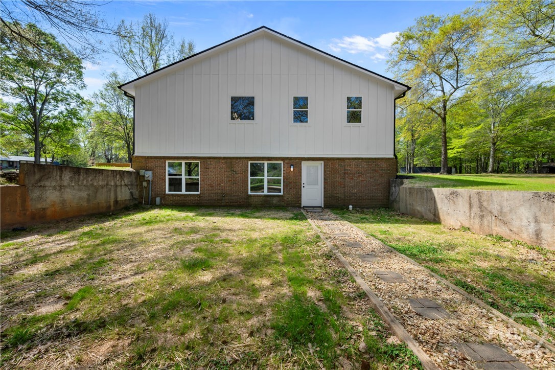 401 Coleman Property Photo 14